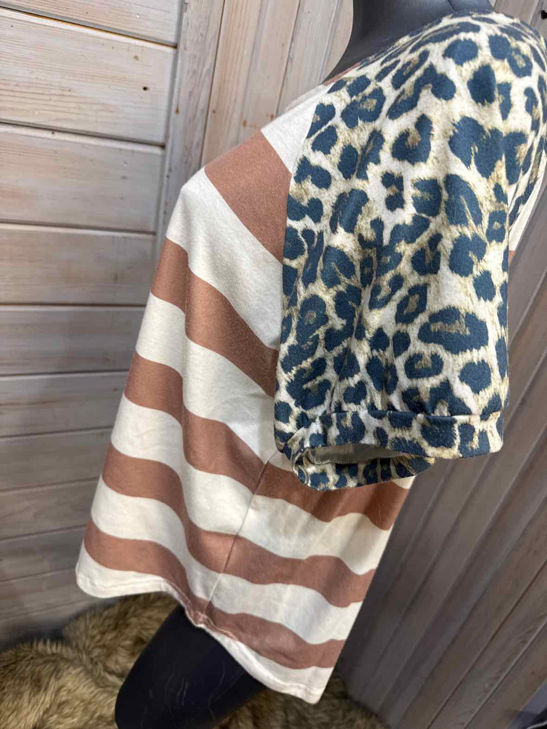 L - Unbranded T-Shirt