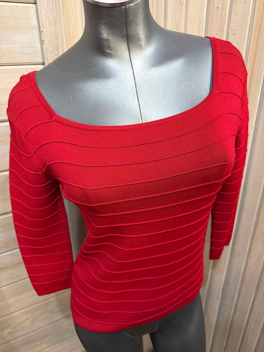 S - Unbranded 3/4 Sleeve