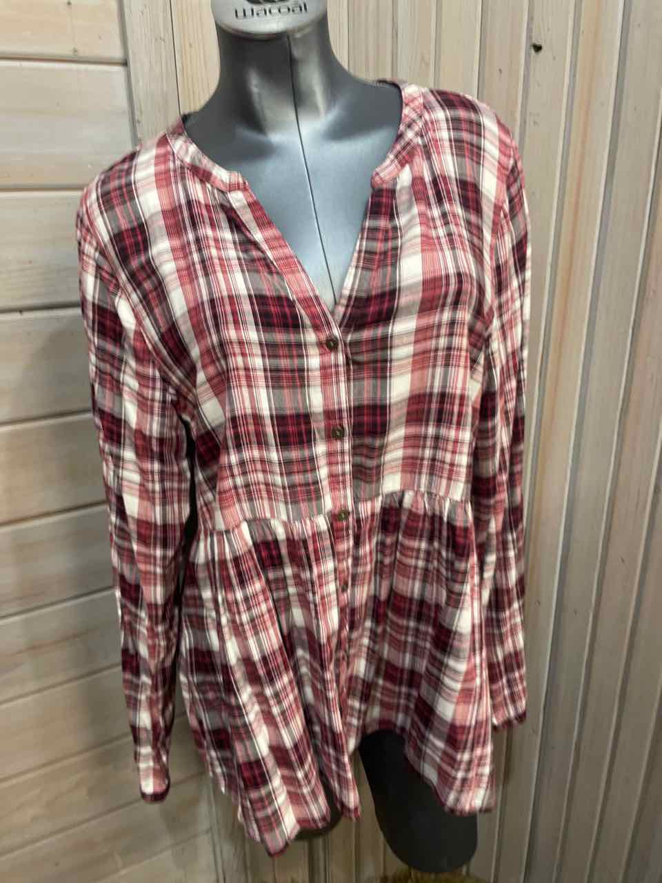 XL - Maurices Long Sleeve Button Down