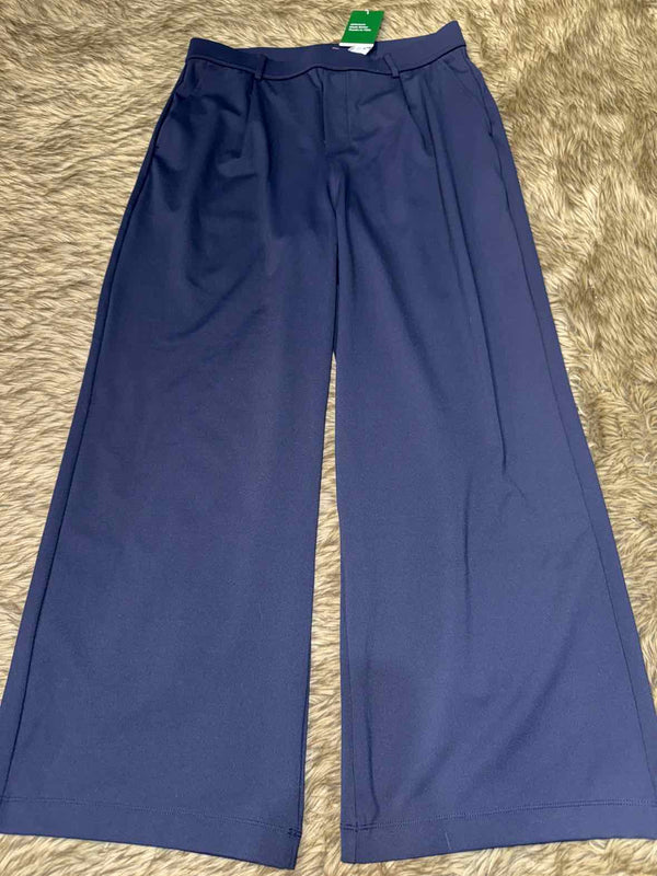 L - HALARA Pants