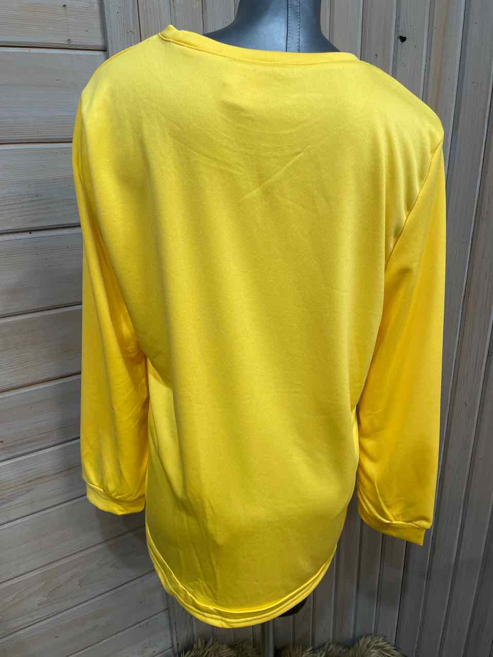 L - Unknown Sweatshirt