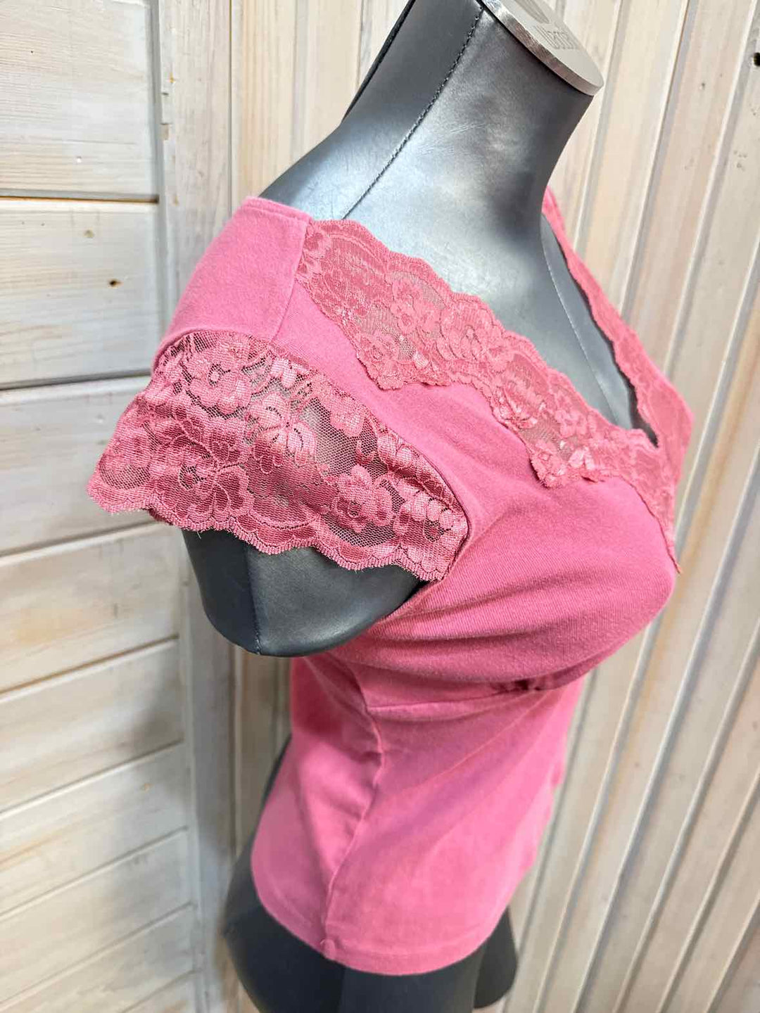 M - Casual Corner Sleeveless