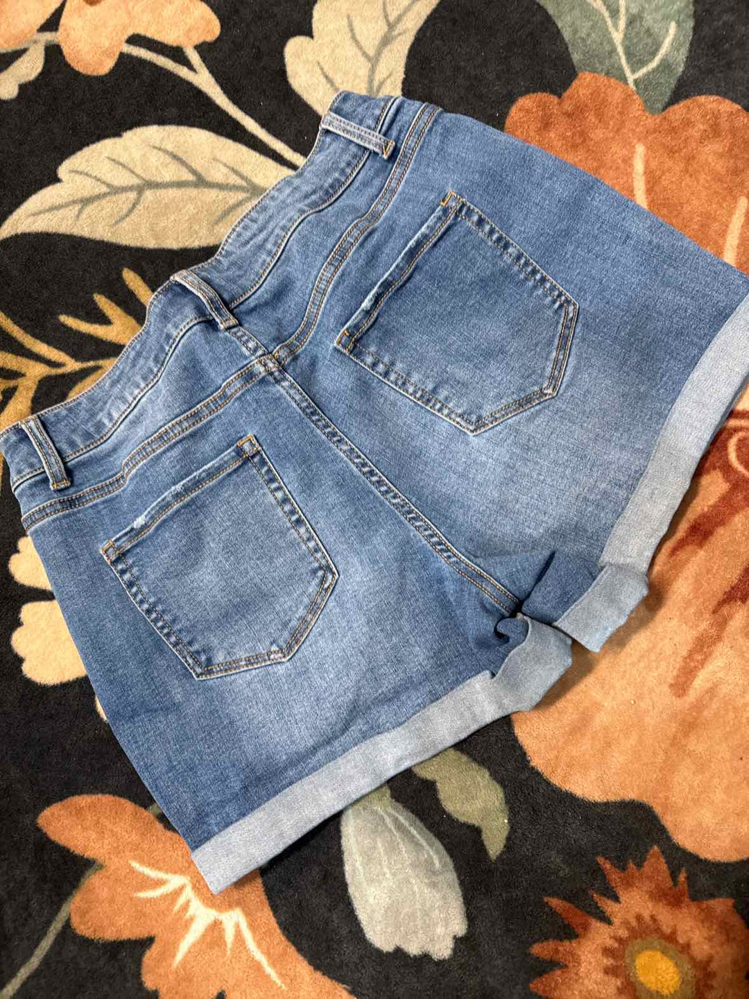 10 - Time and Tru Shorts