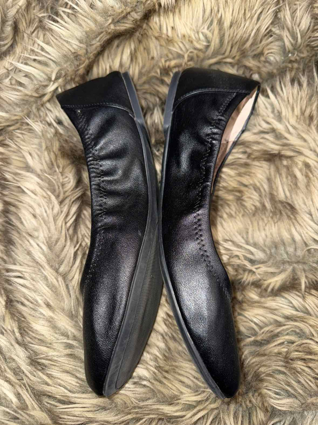 10.5 - Amazon Essentials Flats
