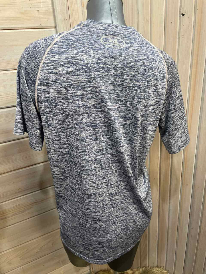 M - Under Armour T-Shirt