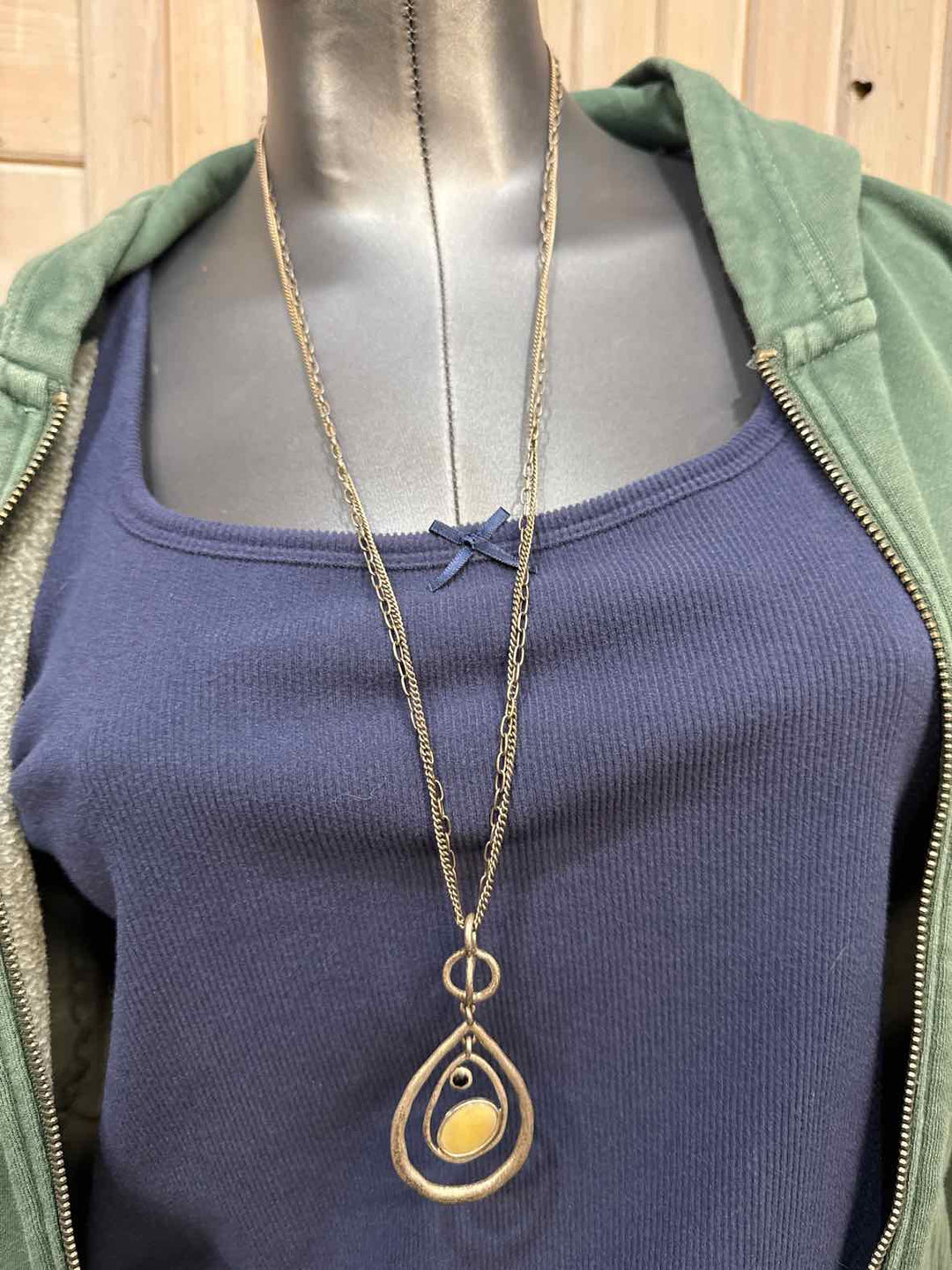 Jewelry - Lia Sophia Necklace