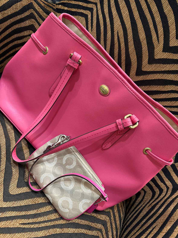 Purse - Coach Shoulder Bag with Coinpurse Clutch