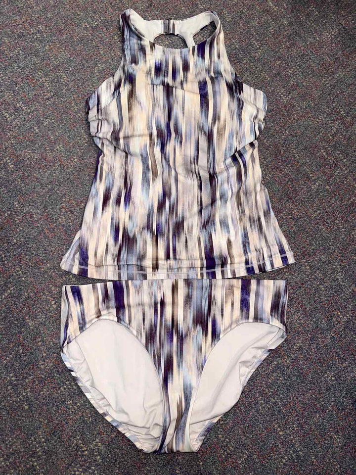 34D/DD - Athleta Swimwear
