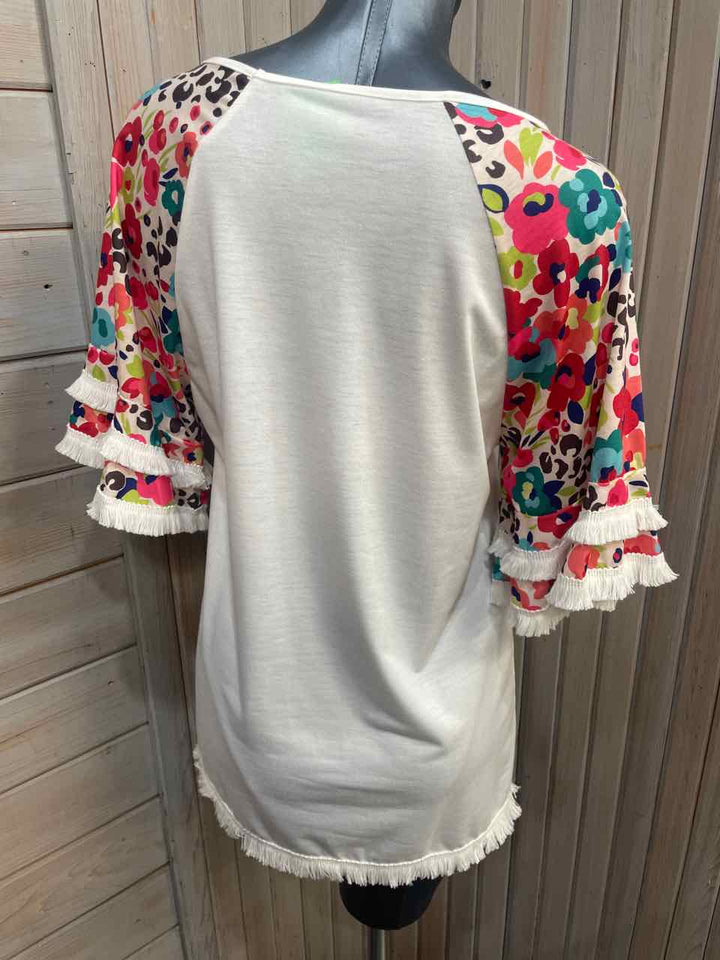 M - Fringy Sleeve T-Shirt