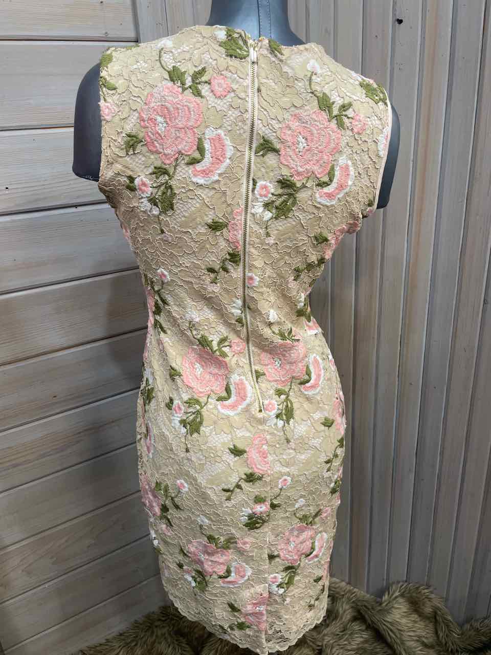 4 - Calvin Klein Dress