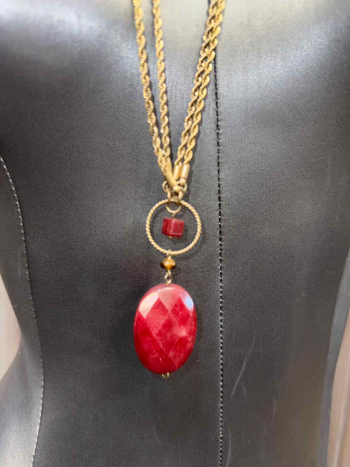 Jewelry - Lia Sophia Necklace