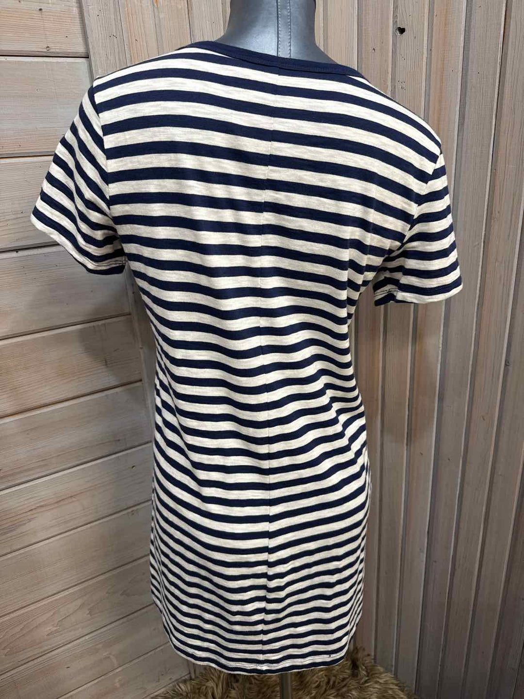 M - Old Navy Dress