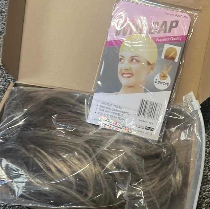 Chic Ombré Blond Pixie
