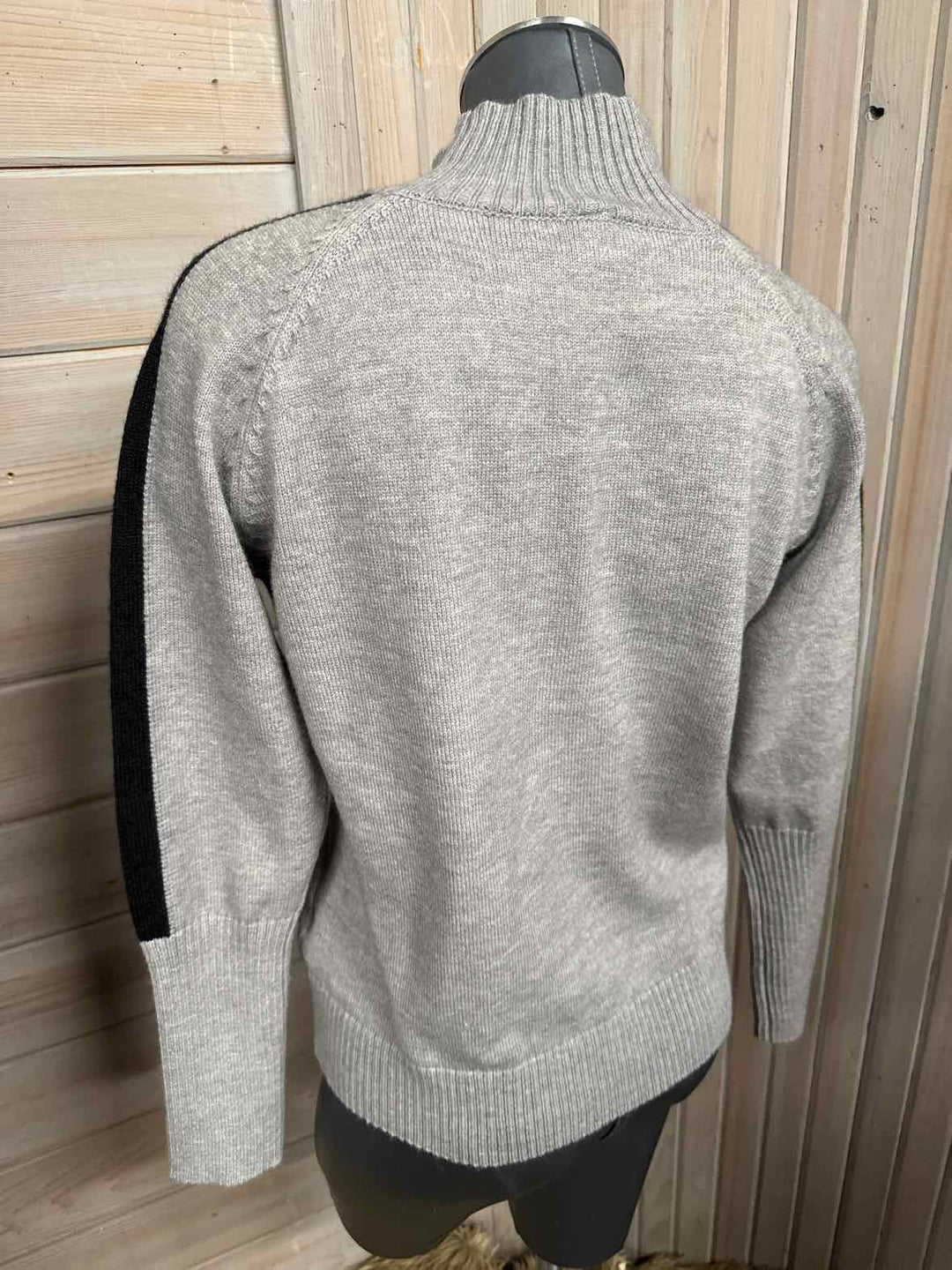 S - Sweater