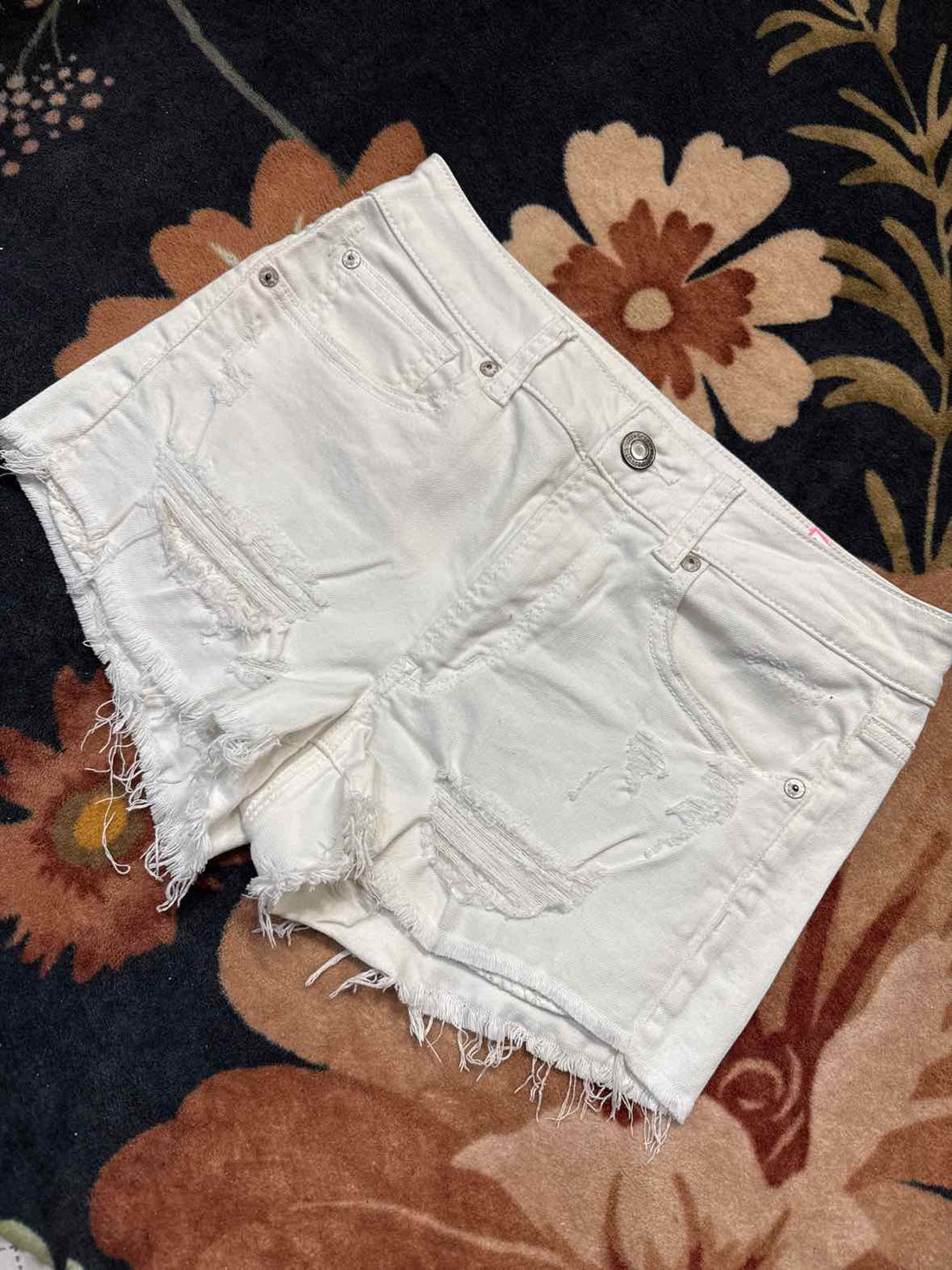6 - American Eagle Shorts