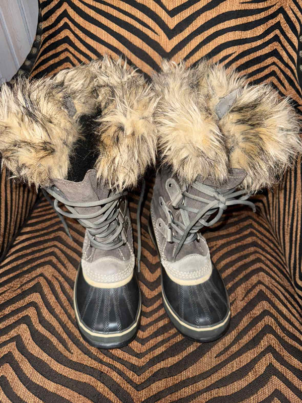 Size 6 Sorel Boots