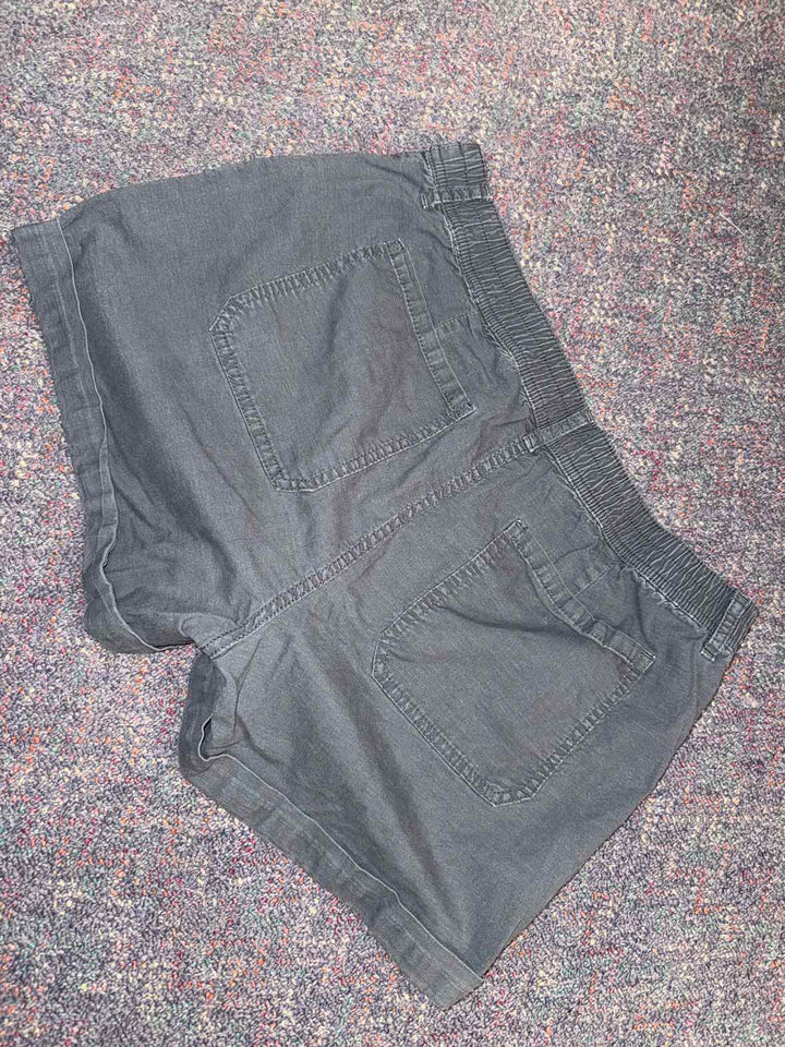 14 - Time and Tru Shorts