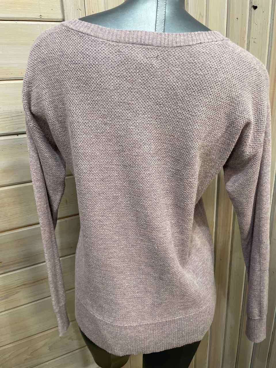 S - American Eagle Long Sleeve
