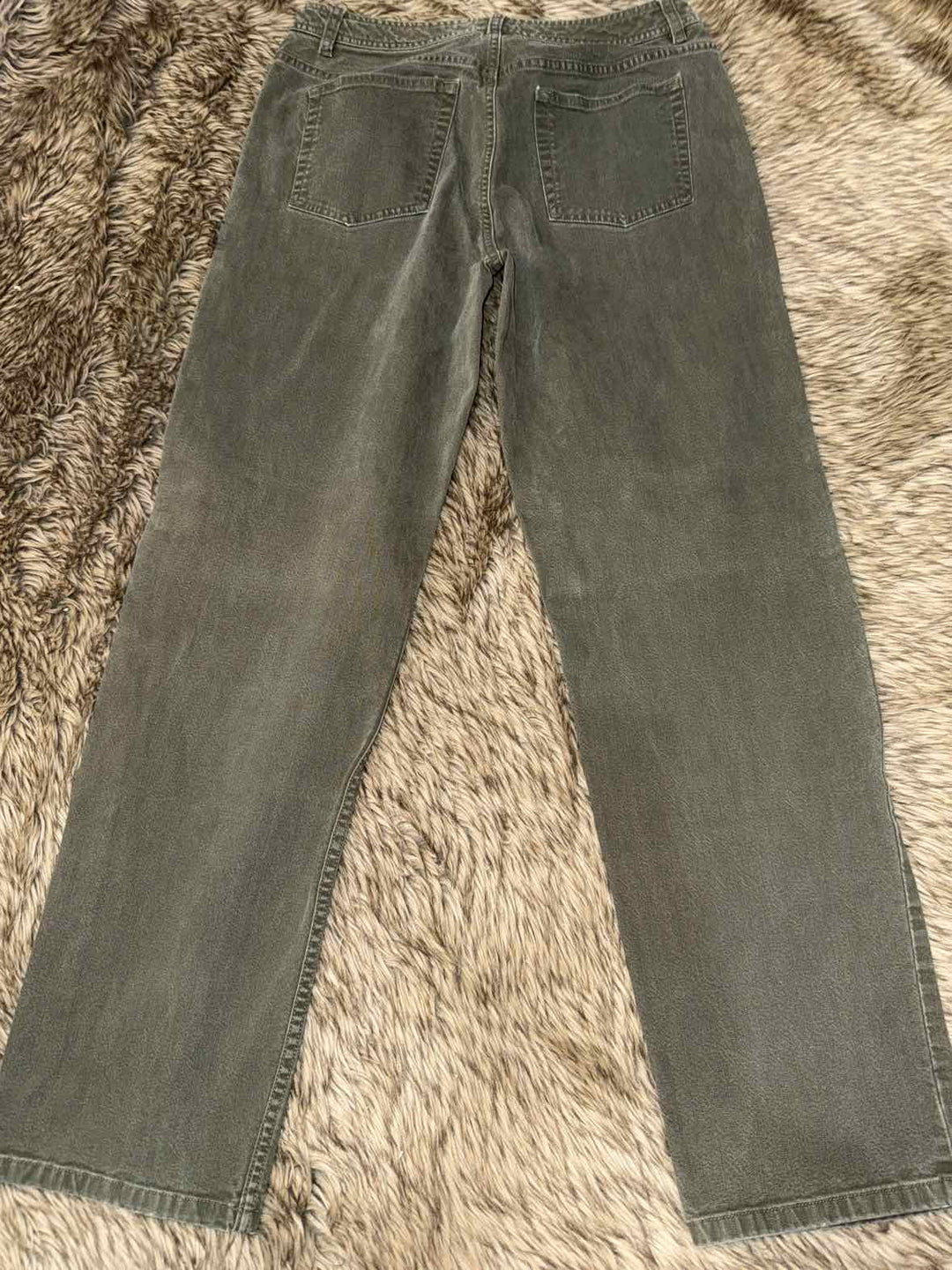 8 - Liz Claiborne Jeans