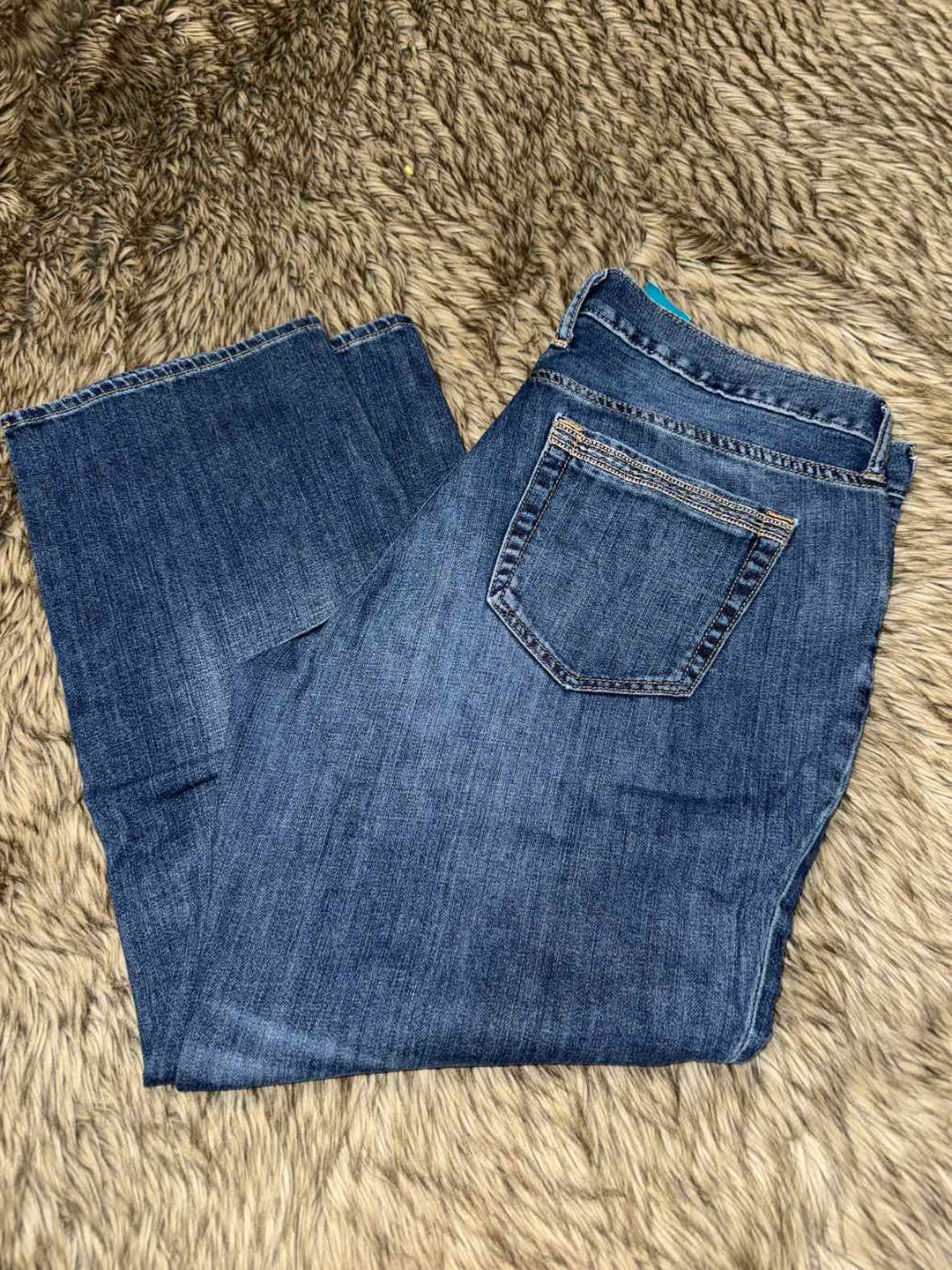 12 - Eddie Bauer Capri