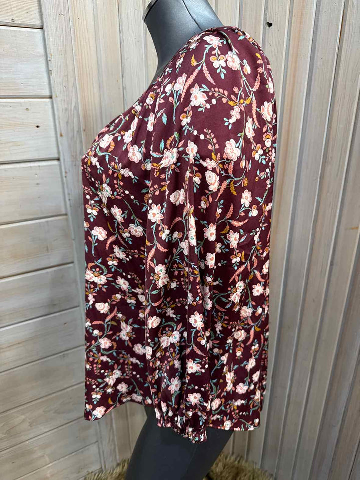 M - Lauren Conrad 3/4 Sleeve