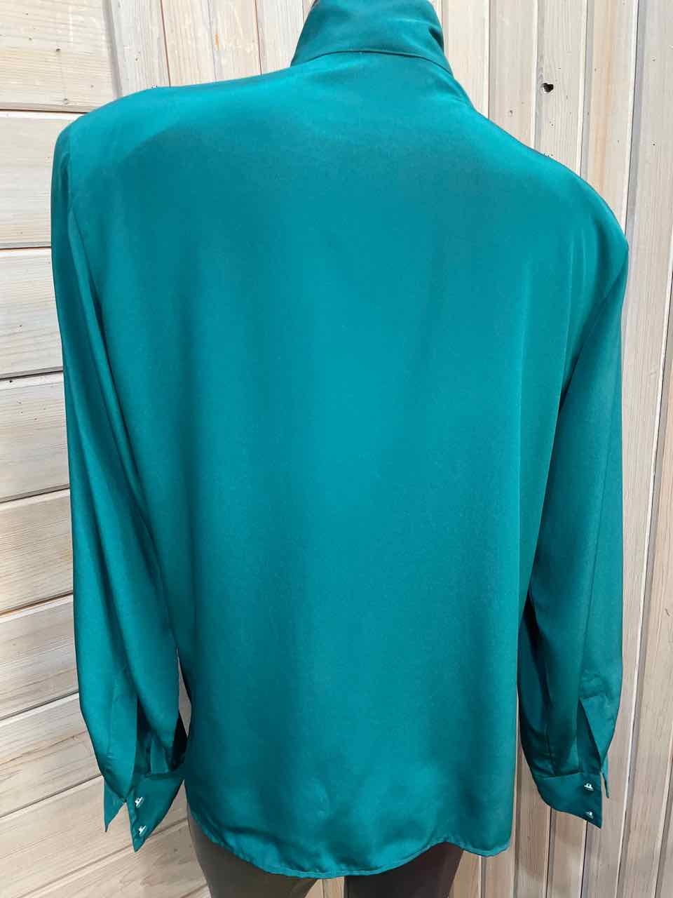 12 - Anne Klein Button Down