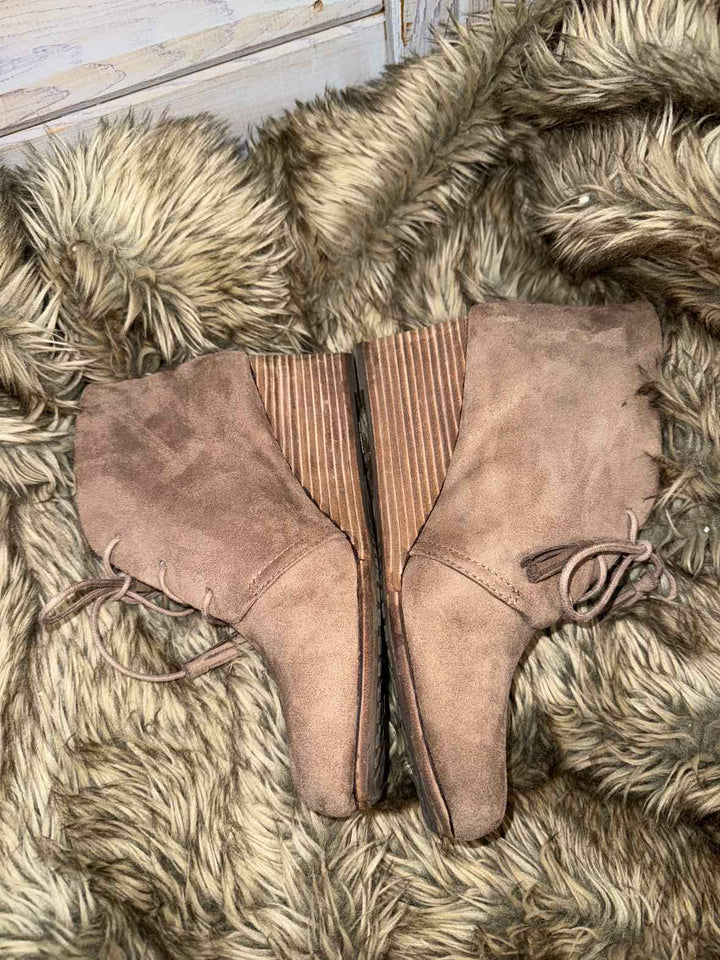 9.5 - Dr Scholls Wedge