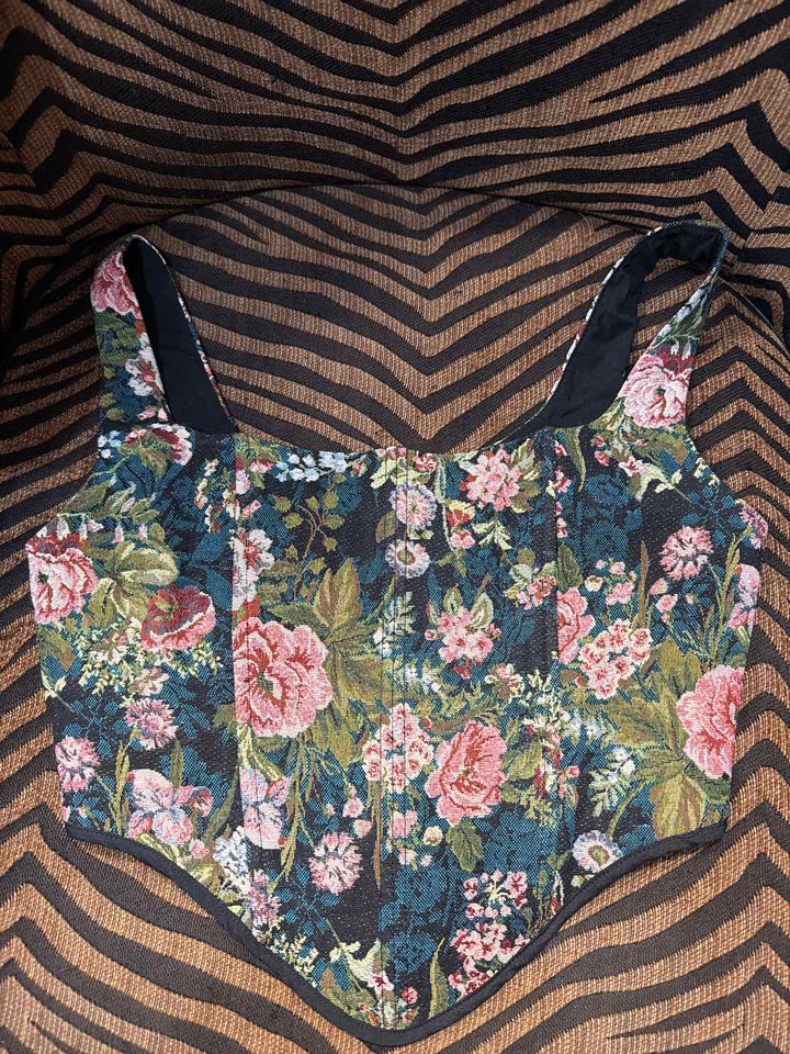 M - Fashion Nova Tank