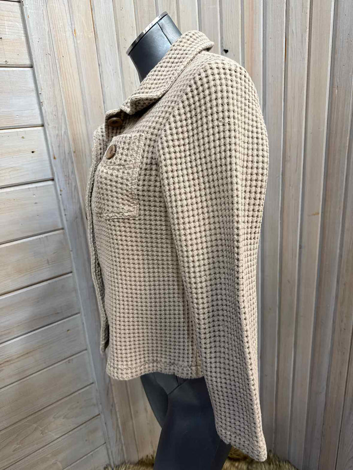L - Cabelas Shacket