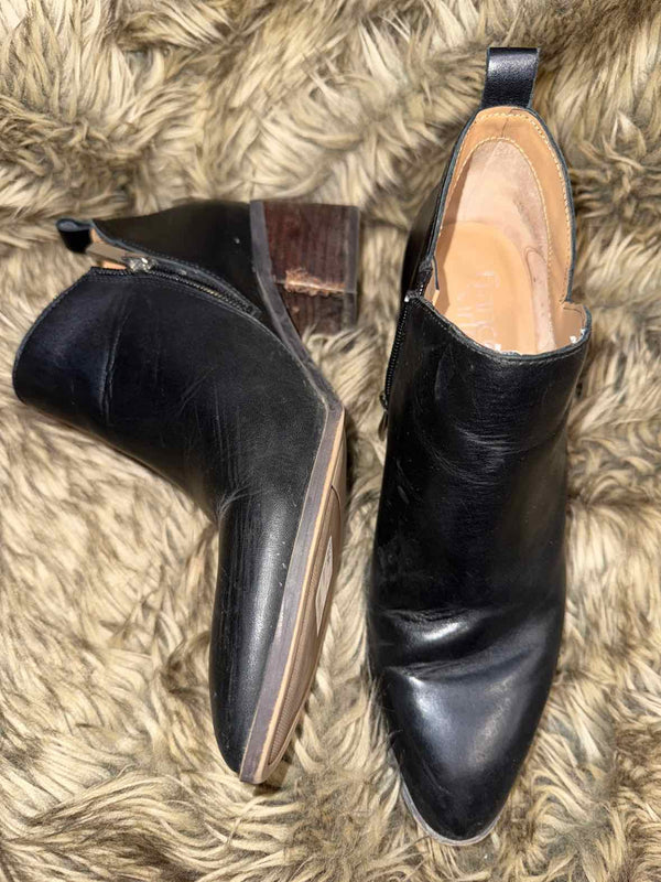 8.5 - Franco Sarto Boots