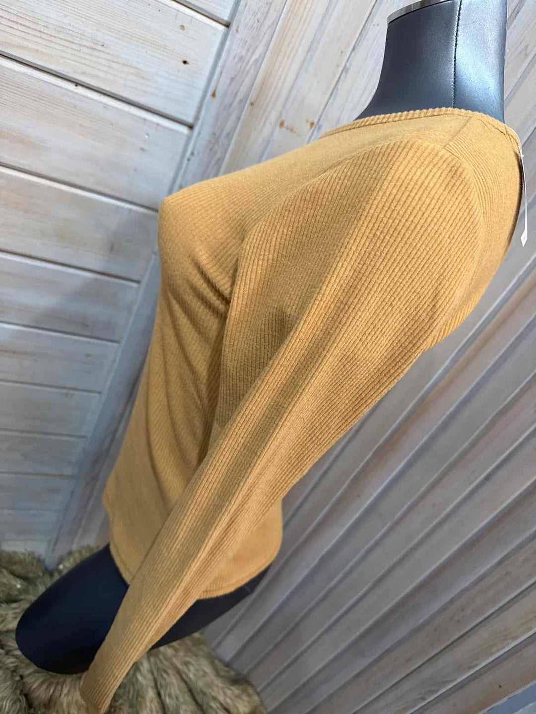 M - Old Navy Long Sleeve