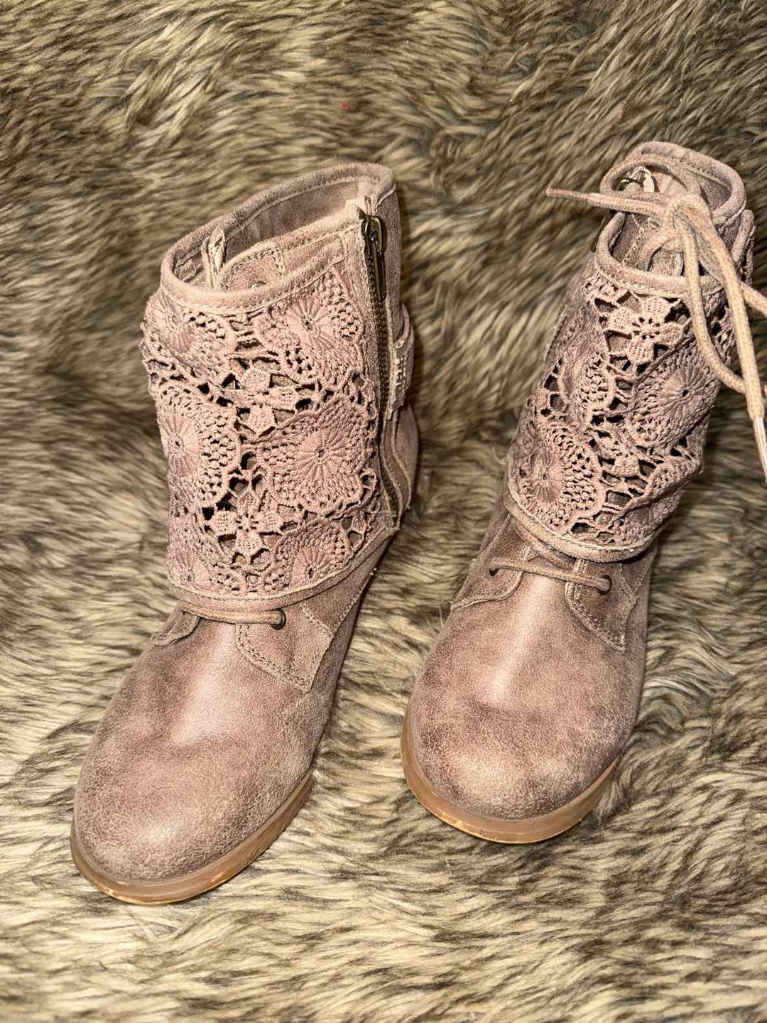 7.5 - Not Rated Boots