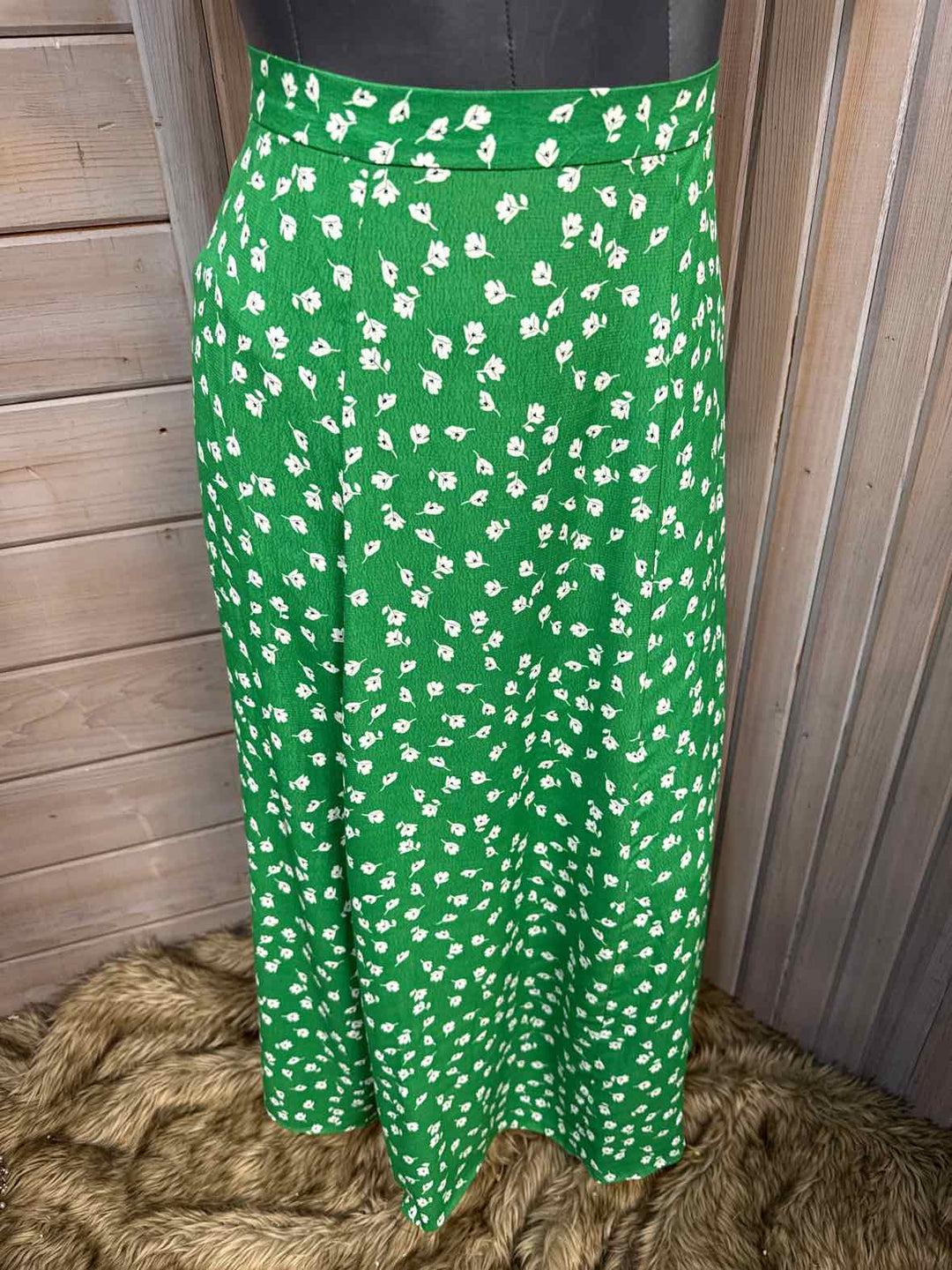 12 - H&M Skirt