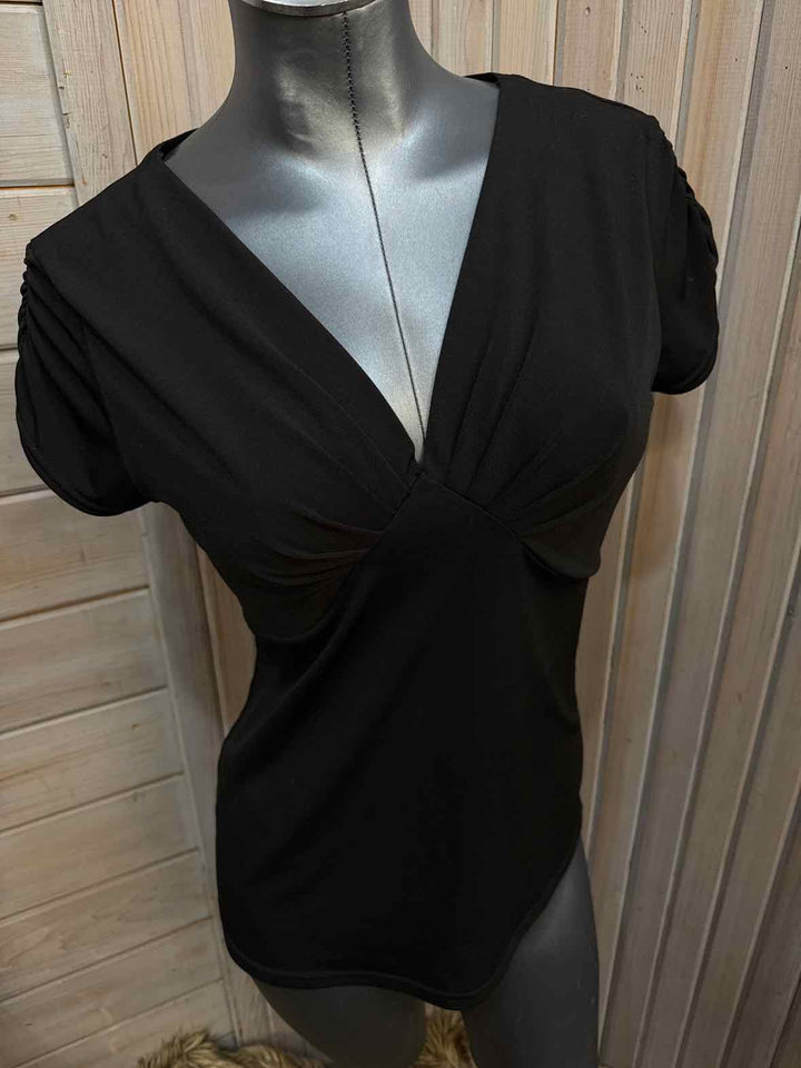 S - Unbranded T-Shirt