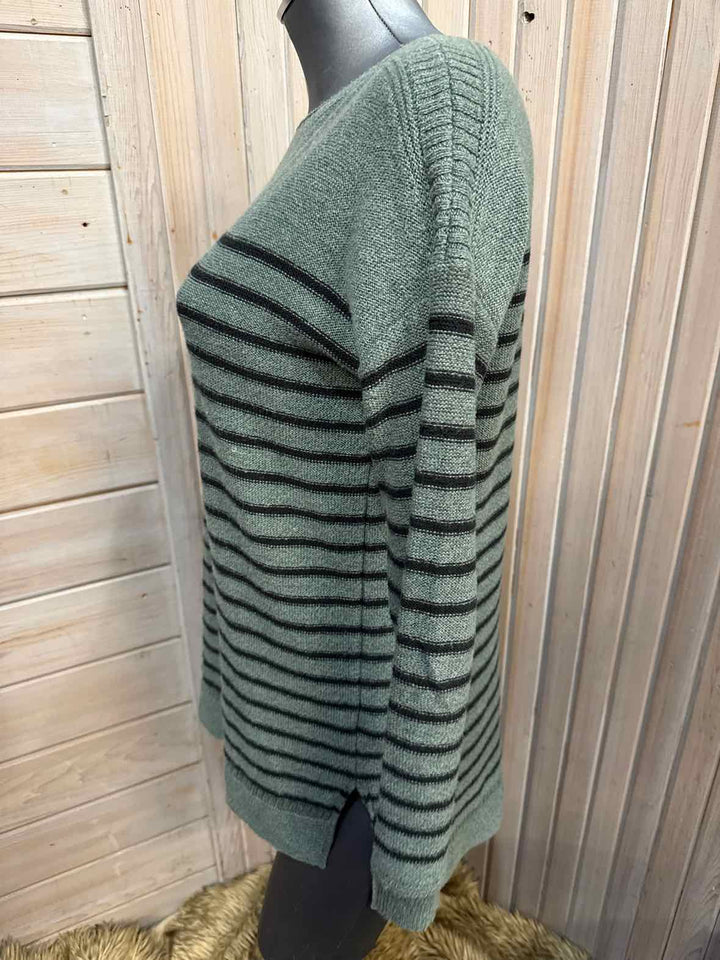 S - Old Navy Sweater