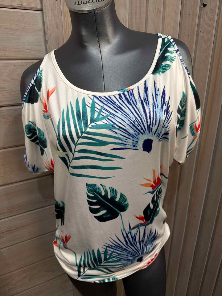 M - Miselon Cold Shoulder
