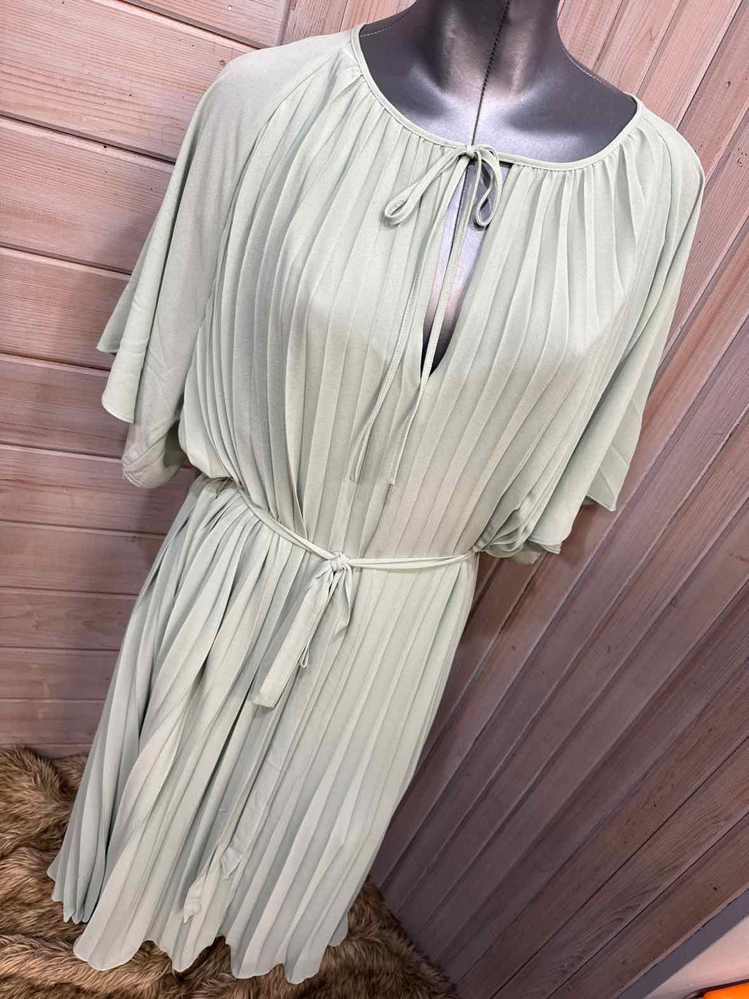 XL - H&M Dress