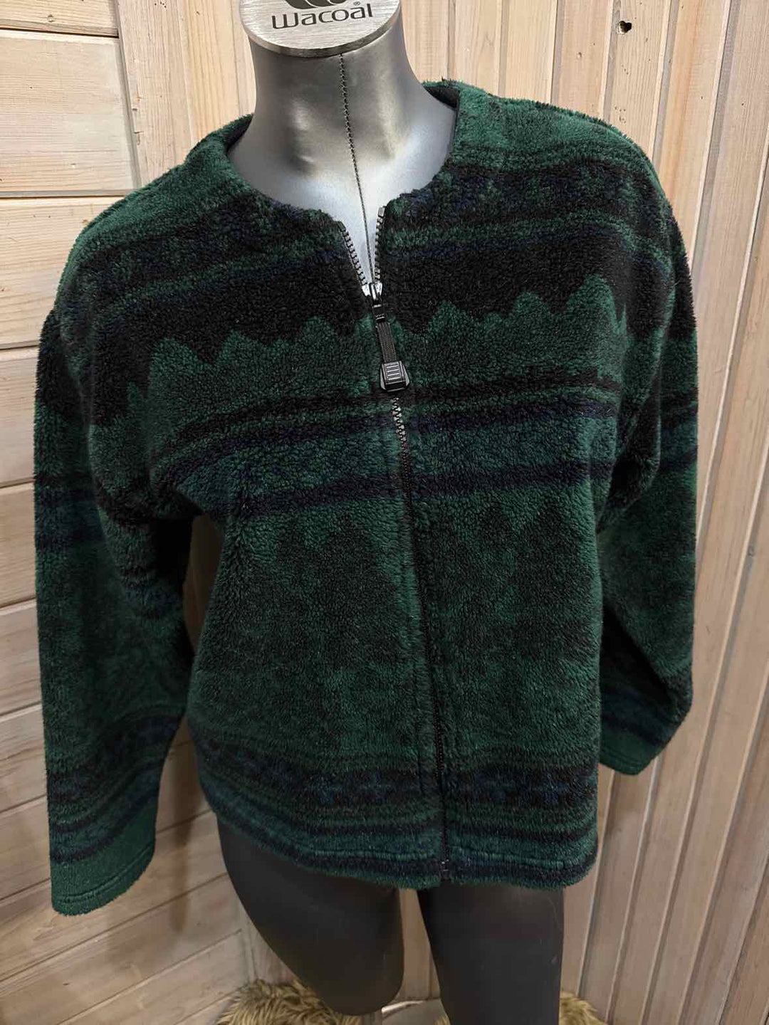 M - Hidden Bay Clothing Jacket