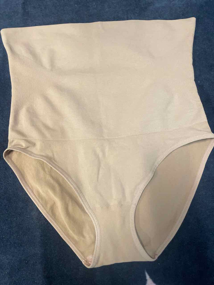 XL - Underoutfit Underwear