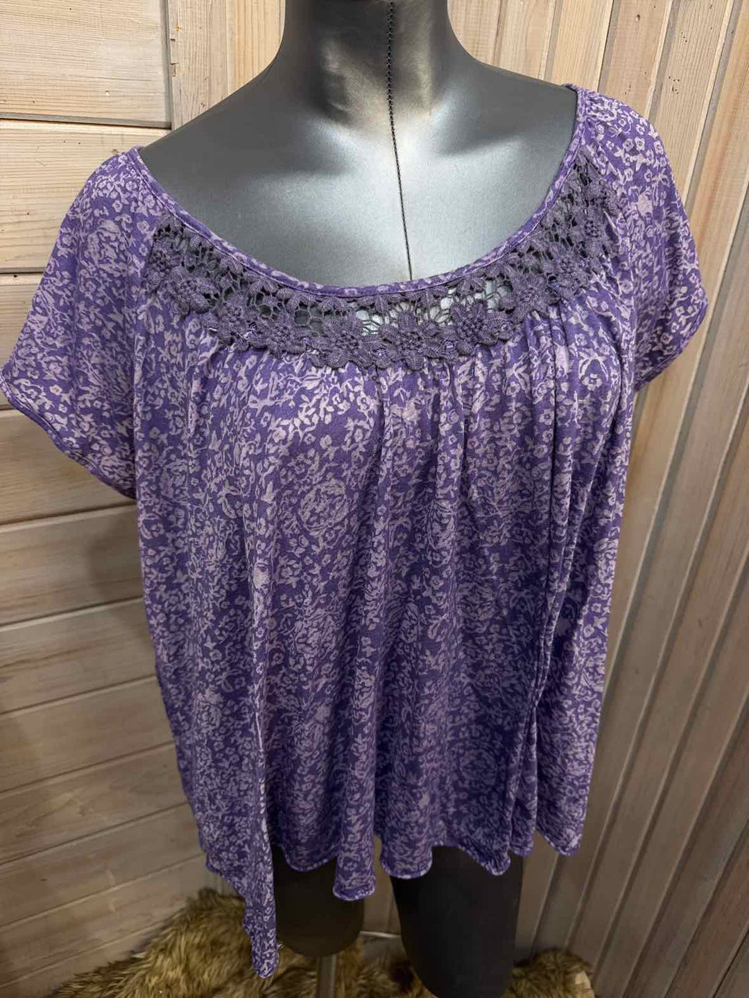 1X - Jessica Simpson T-Shirt