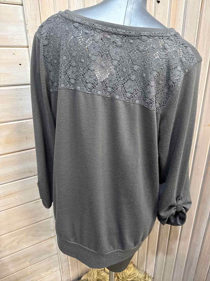 2X - French Laundry 3/4 Sleeve