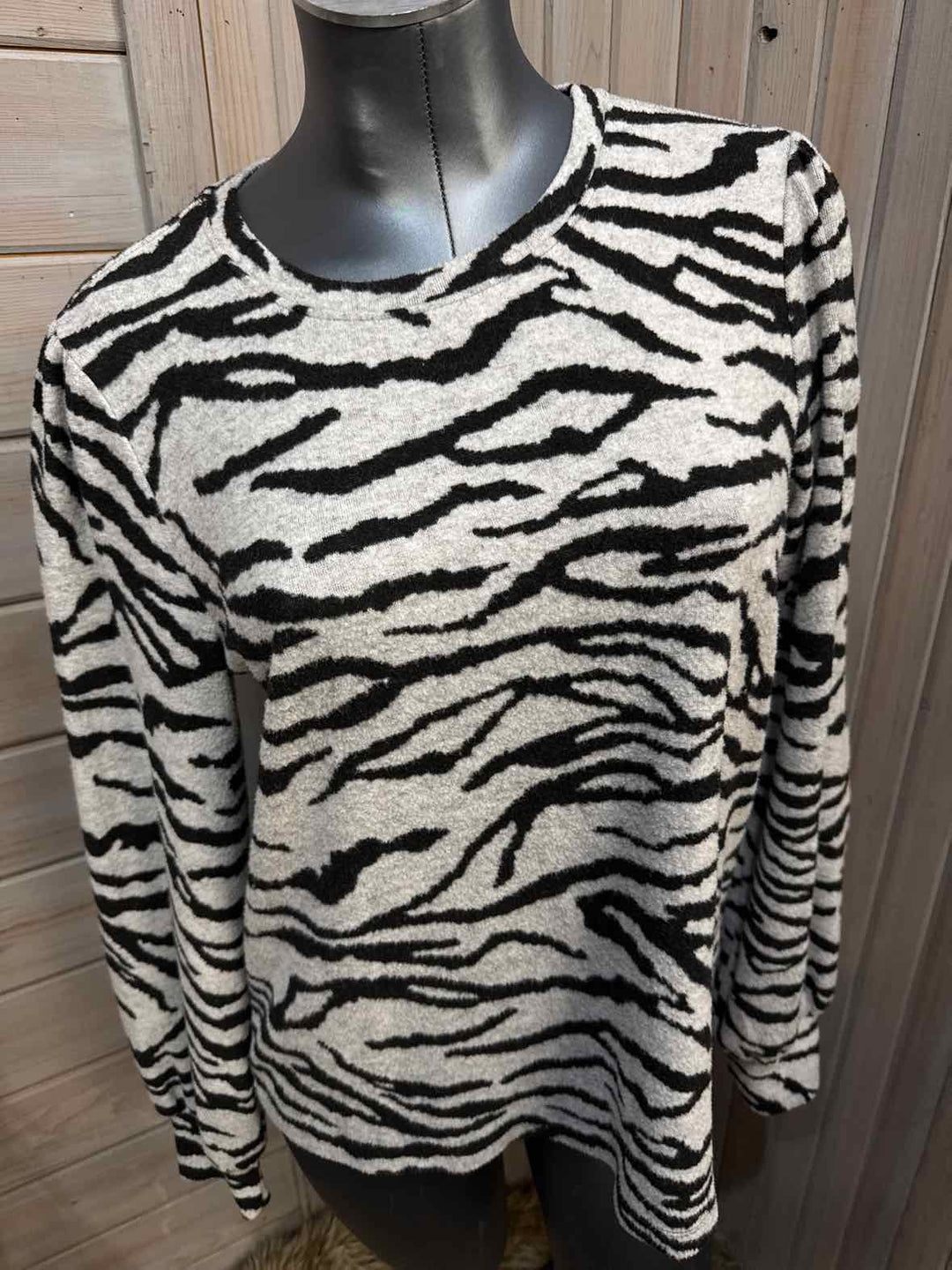 M - Social Standard Sweater