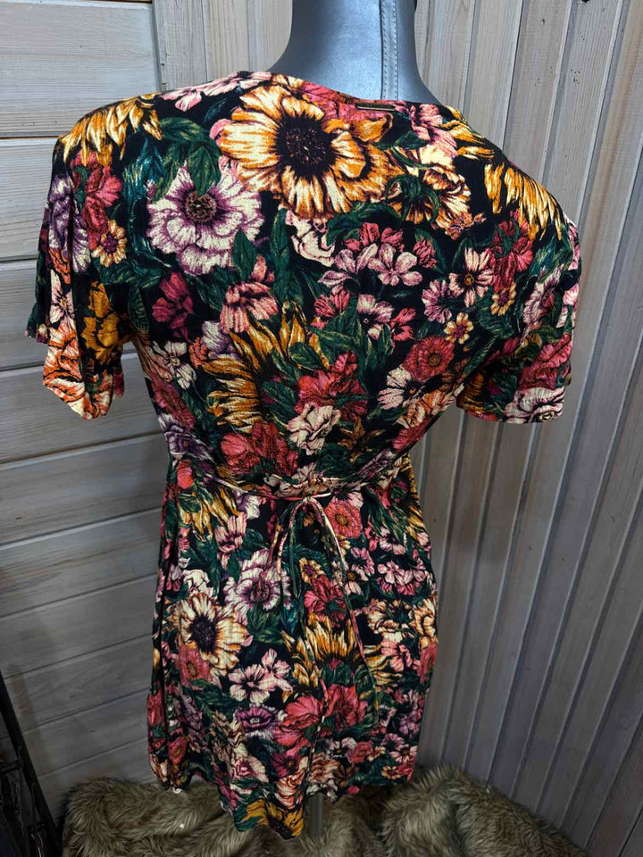 XS - Billabong Dress