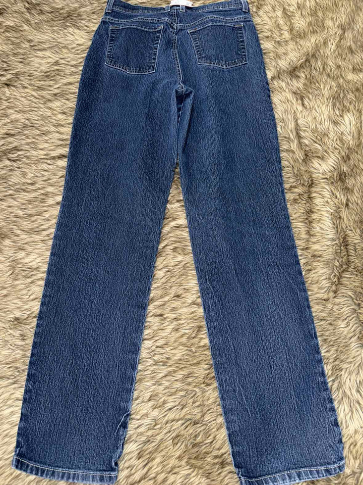 10 - Gloria Vanderbilt Jeans