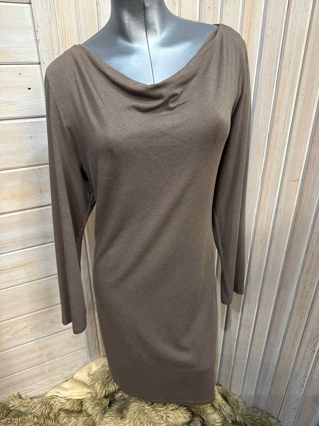 XL - chalet Dress