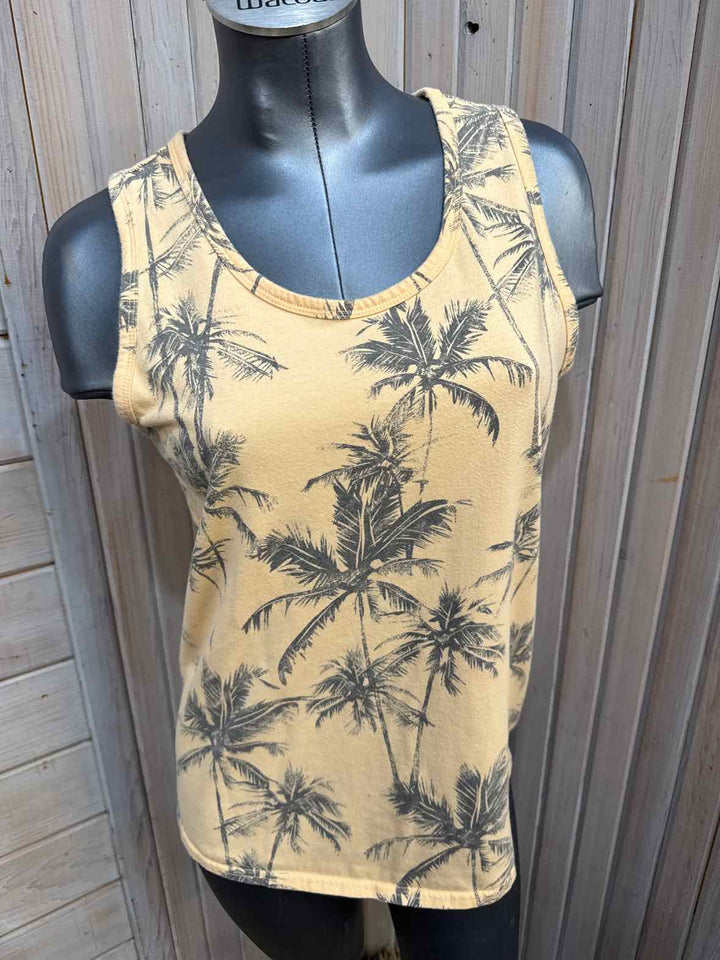 M - Goodfellow & Co Tanks