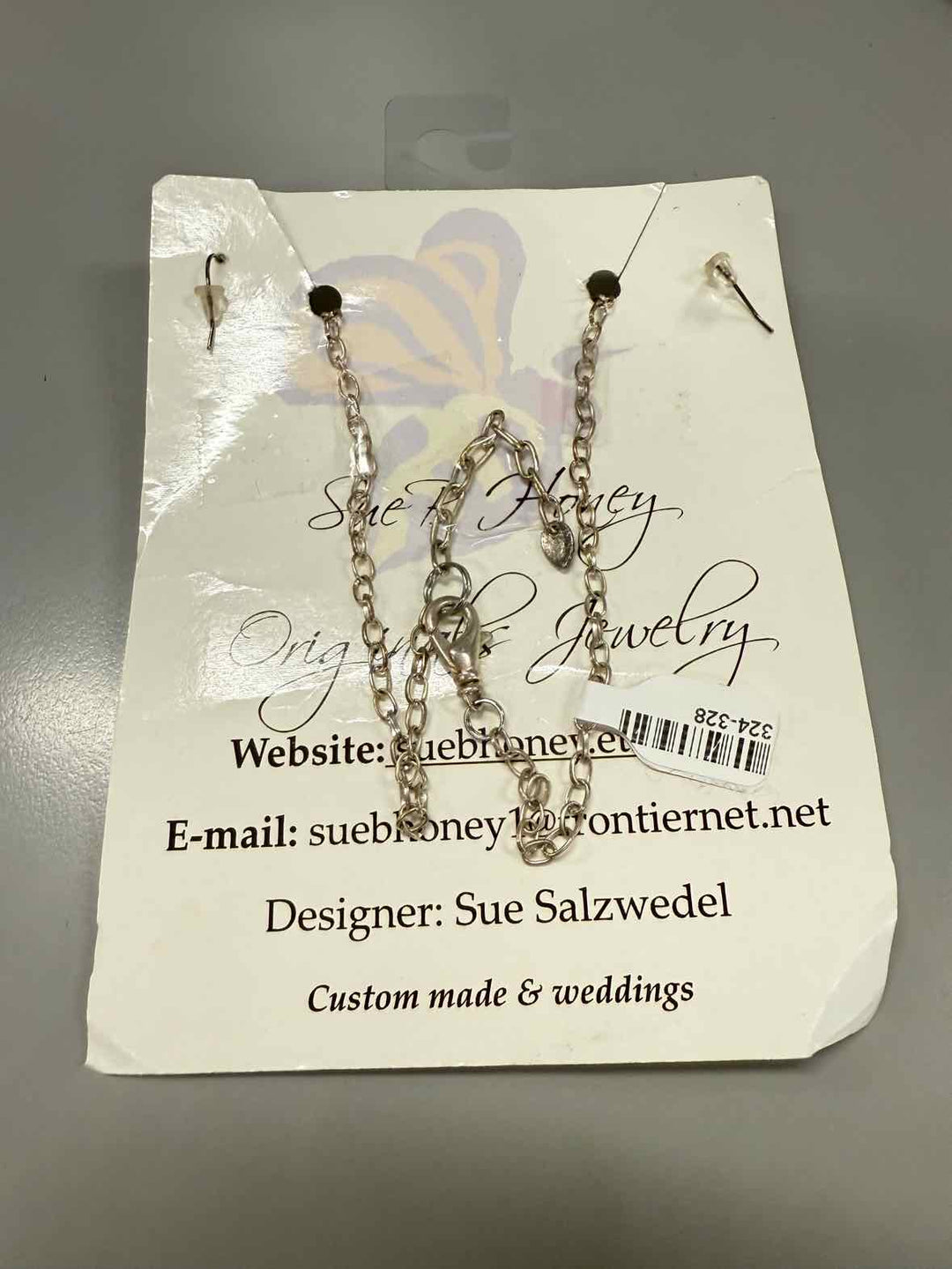 Jewelry - Necklace & Earrings Set