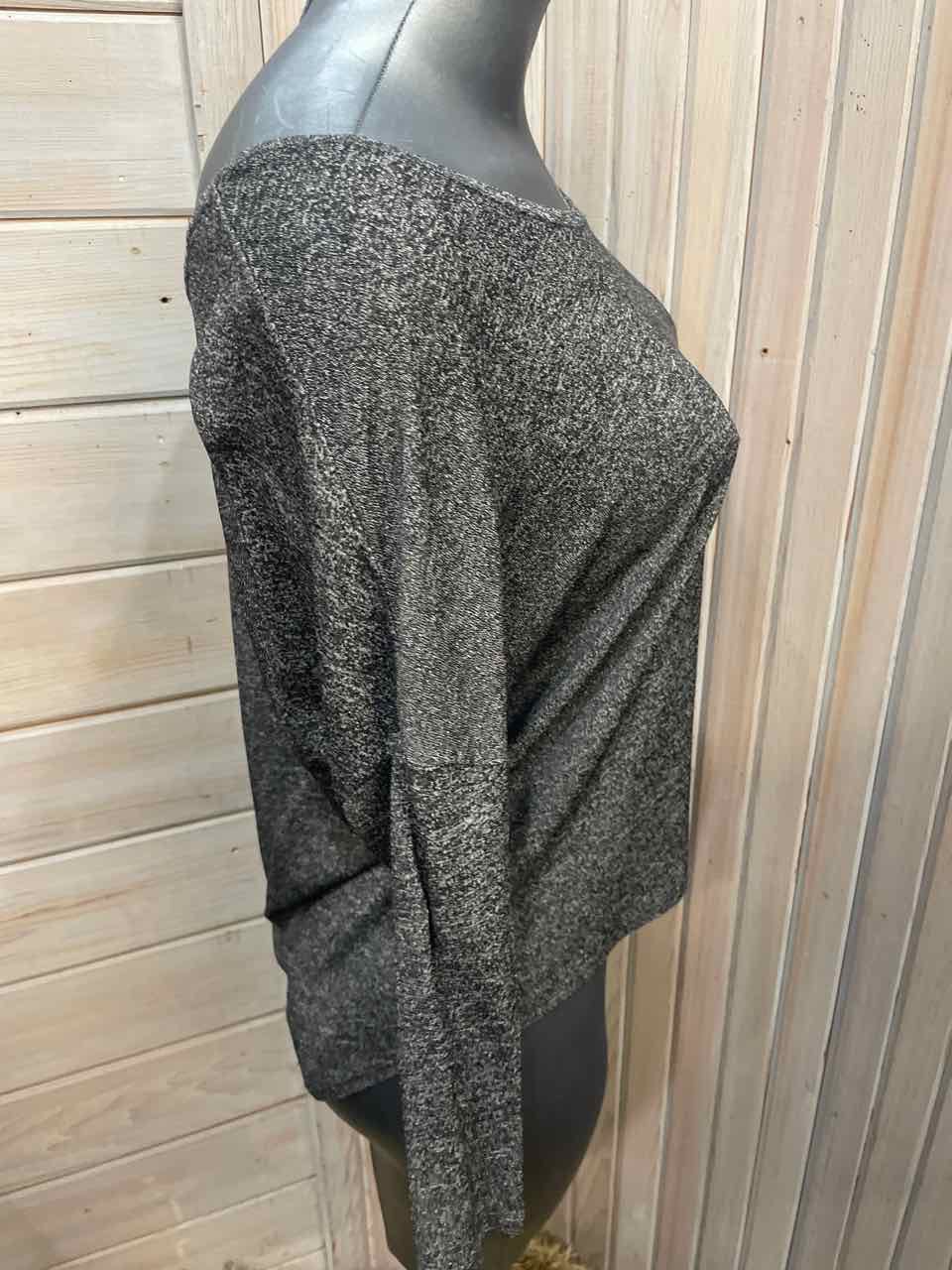 S - American Eagle Long Sleeve