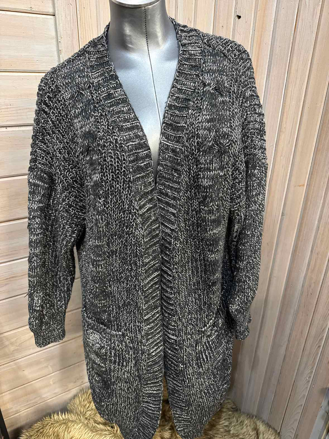 XL - Agnes & Dora Cardigan