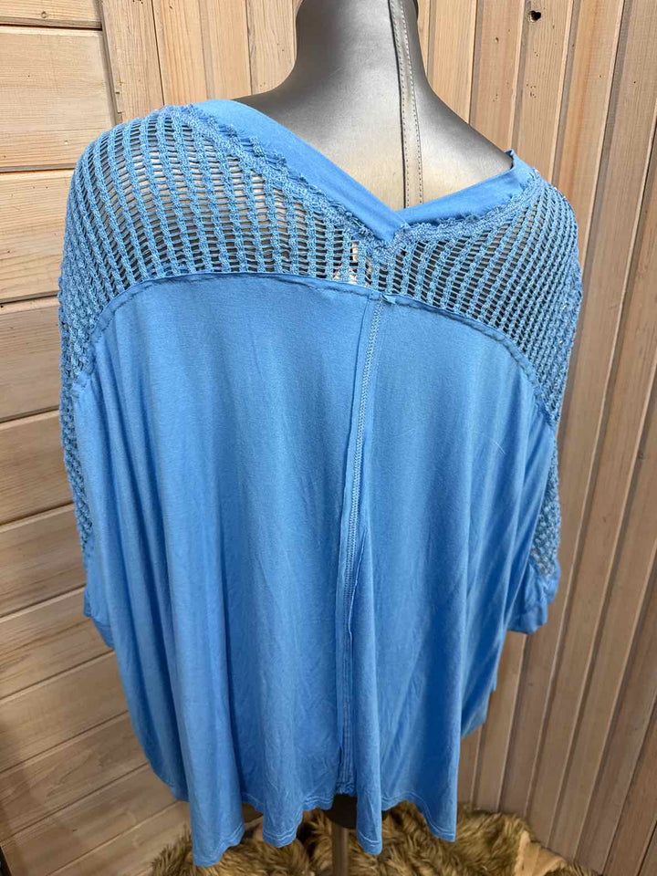 L - POL Cold Shoulder